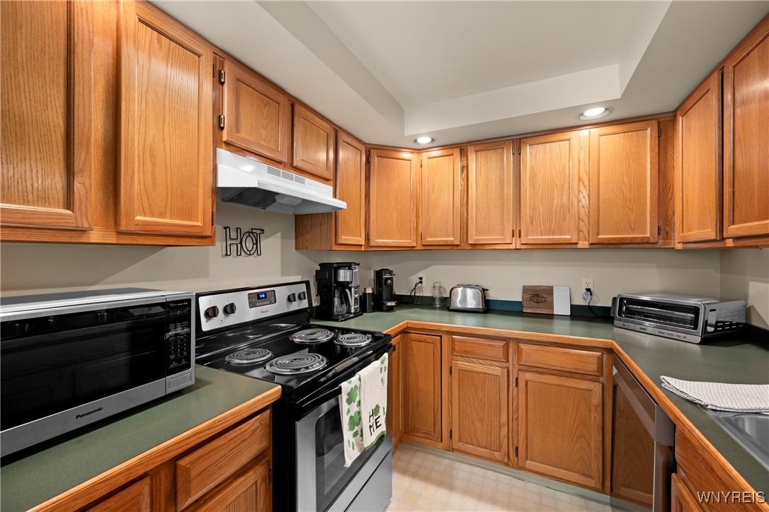 98 Olde Stone Lane, Lancaster, New York image 16