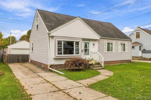 Photo of 109 Norris Avenue, Lancaster, NY 14086 (MLS # B1723516)