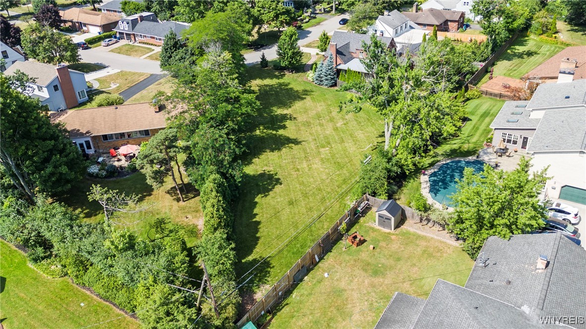132 North Drive