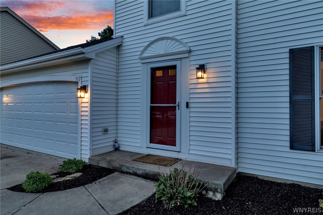 387 Seneca Place
