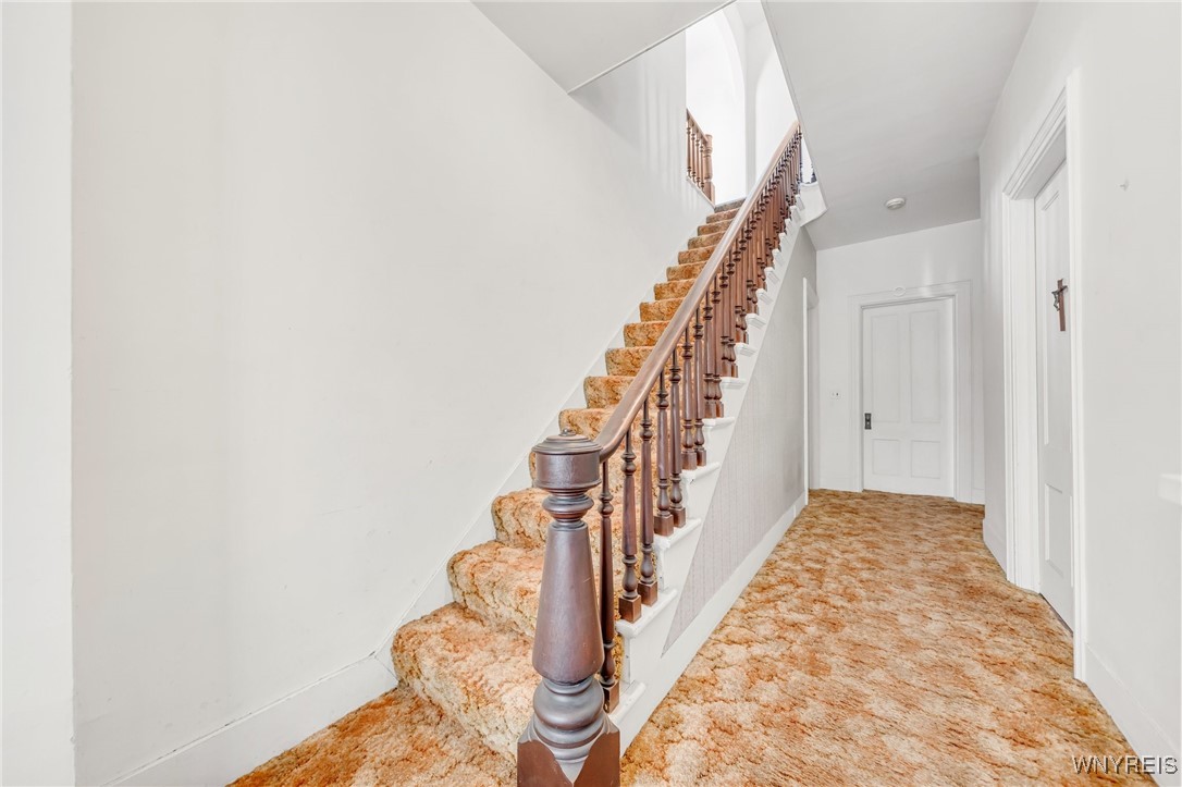 Royalton, New York 14105, United States, 6 Bedrooms Bedrooms, ,3 BathroomsBathrooms,Residential,Active,1662