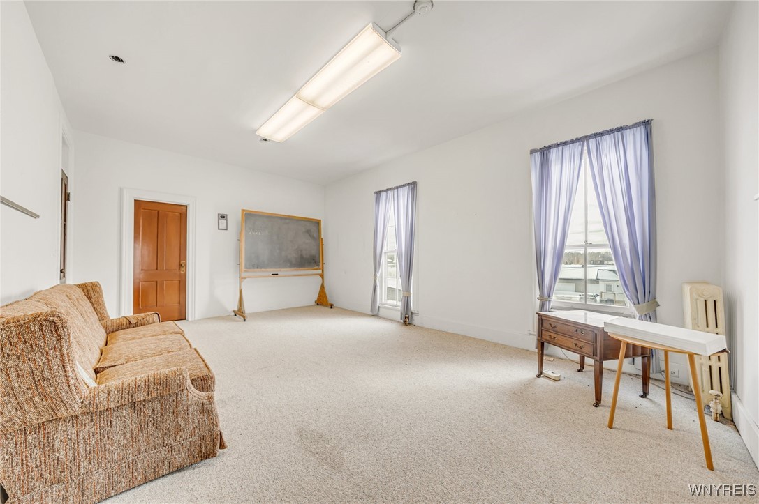 Royalton, New York 14105, United States, 6 Bedrooms Bedrooms, ,3 BathroomsBathrooms,Residential,Active,1662