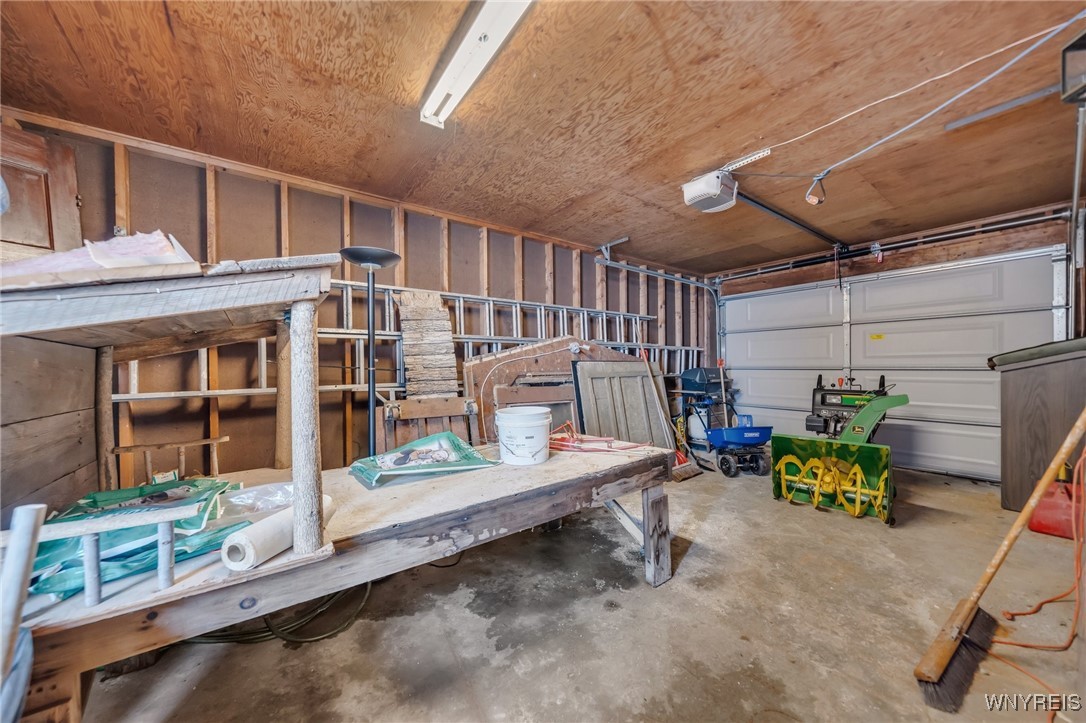 Royalton, New York 14105, United States, 6 Bedrooms Bedrooms, ,3 BathroomsBathrooms,Residential,Active,1662