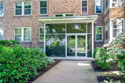 Tiny photo for 751 W Ferry Street #6CD, Buffalo, NY 14222 (MLS # B1722028)