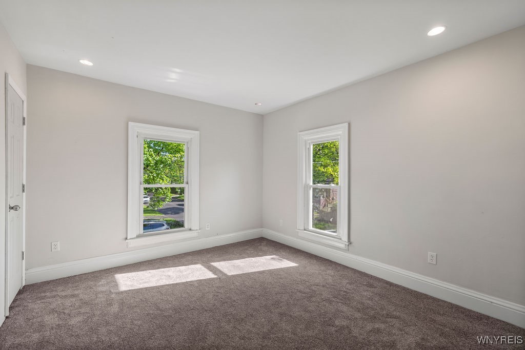 376 Tremont Street, North Tonawanda, New York image 24