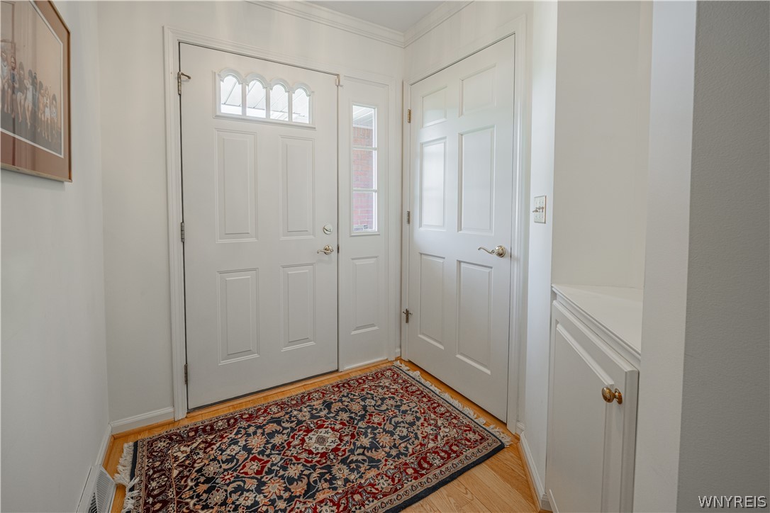 9 Saint Charles Ct