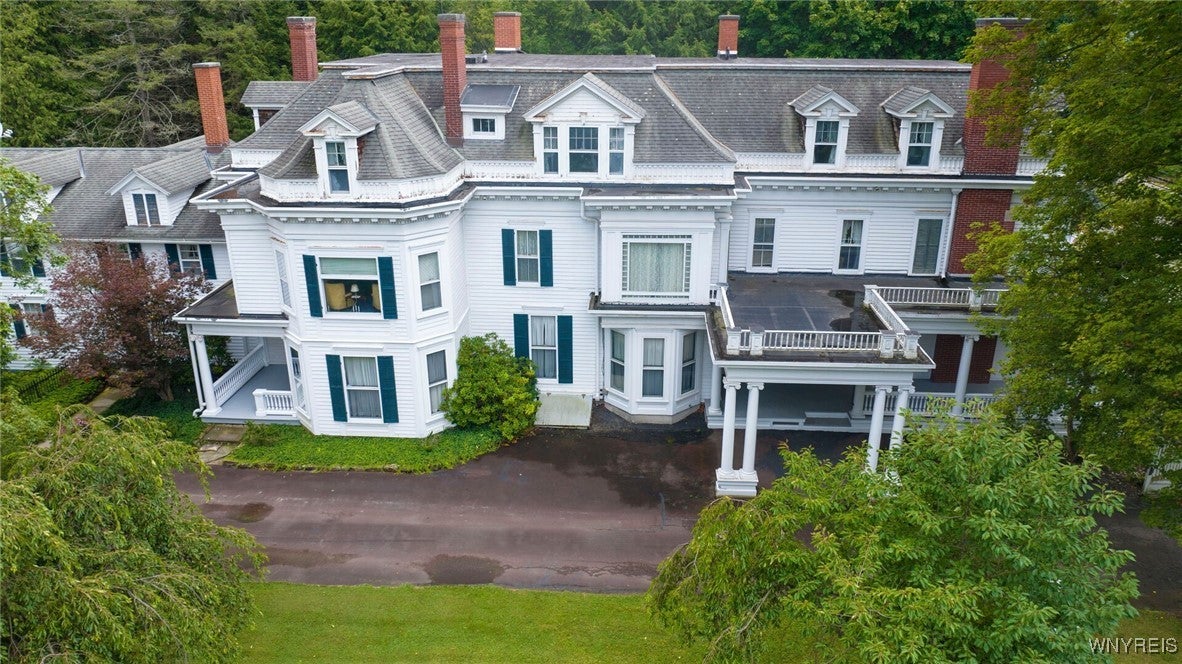 29 Willets Avenue