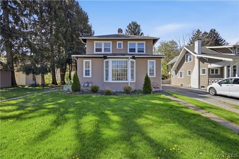 Photo of 102 Prospect Avenue, Hamburg, NY 14075 (MLS # B1678840)