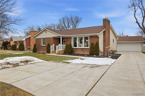 Photo of 2570 Colvin Boulevard, Tonawanda, NY 14150 (MLS # B1665053)