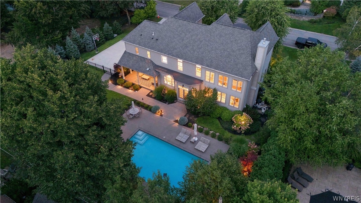 26 Four Winds Way