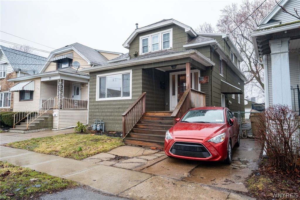 Photo of 45 Ridge Park Avenue, Cheektowaga, NY 14211 (MLS # B1666094)