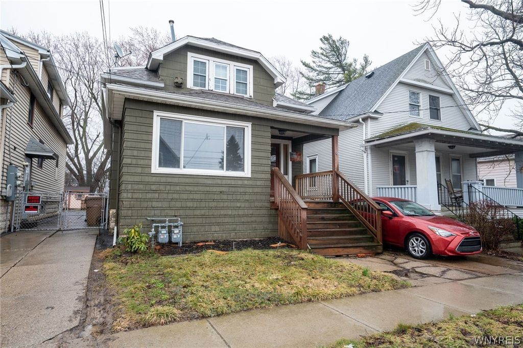 Photo of 45 Ridge Park Avenue, Cheektowaga, NY 14211 (MLS # B1666094)