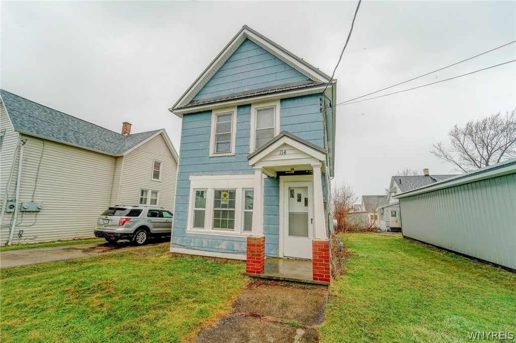 Photo of 114 E Pine Street, Dunkirk, NY 14048 (MLS # B1666120)