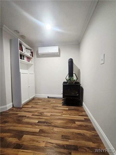 Tiny photo for 79 Autumnwood Drive, Cheektowaga, NY 14227 (MLS # B1655401)