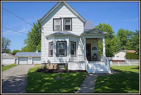 Single Family Residence in Porter NY 364 Church Street.jpg