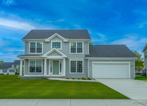 47 Greenspring Court West Seneca NY 14224