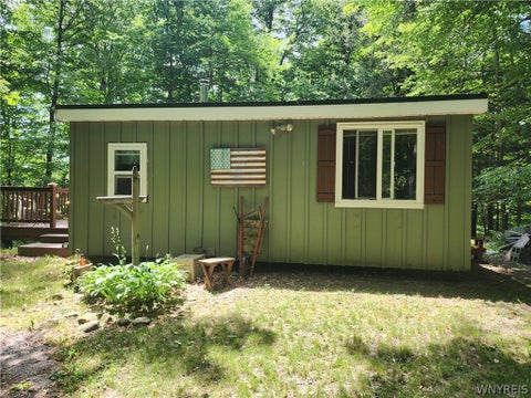 Homes For Sale - 16 Hemlock Road<br/> Sheldon, NY 14167
