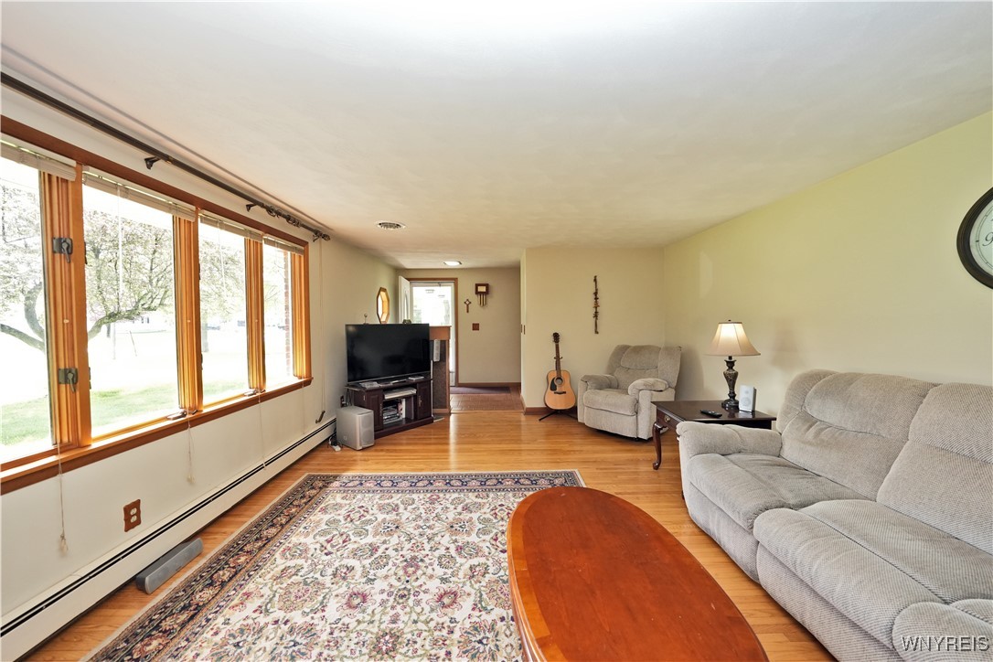 1534 Sandridge Road, Alden, New York image 7