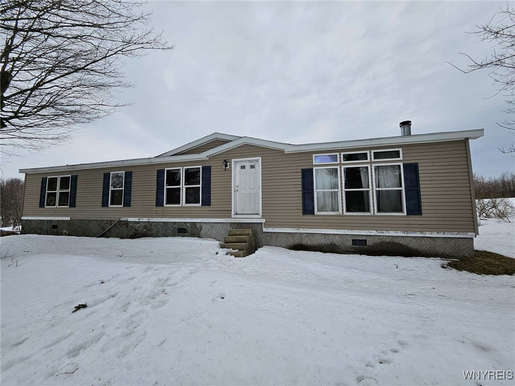 16731 Michael Road, Adams, New York image 1