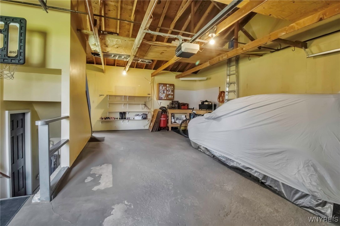7227 Elmtree Place, Boston, New York image 37