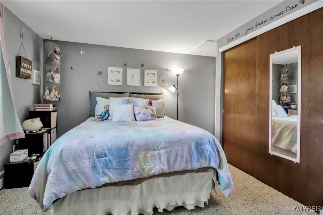7227 Elmtree Place, Boston, New York image 27