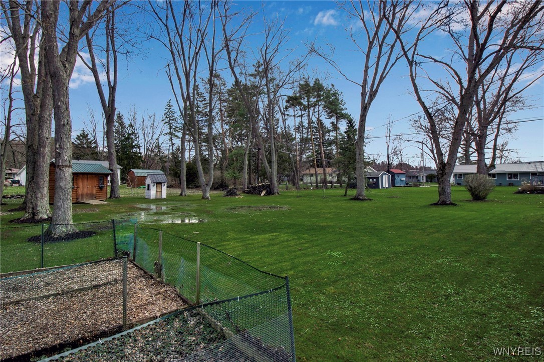 7227 Elmtree Place, Boston, New York image 3