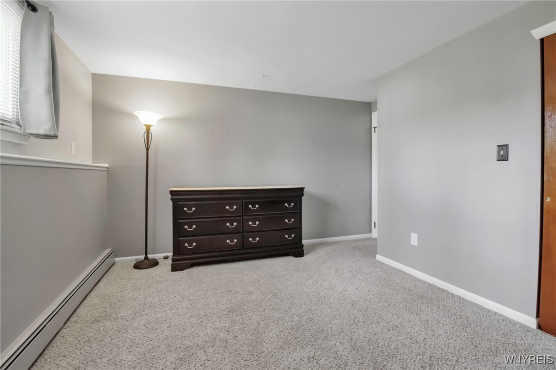 7227 Elmtree Place, Boston, New York image 33