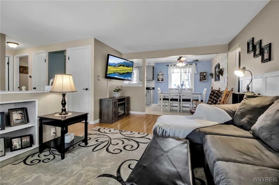 7227 Elmtree Place, Boston, New York image 15