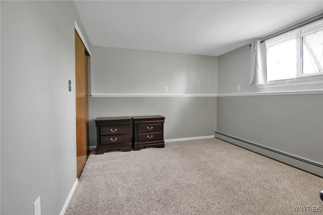 7227 Elmtree Place, Boston, New York image 32