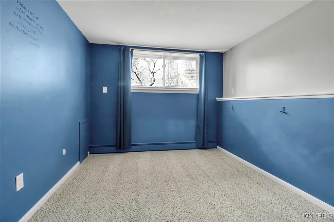 7227 Elmtree Place, Boston, New York image 31