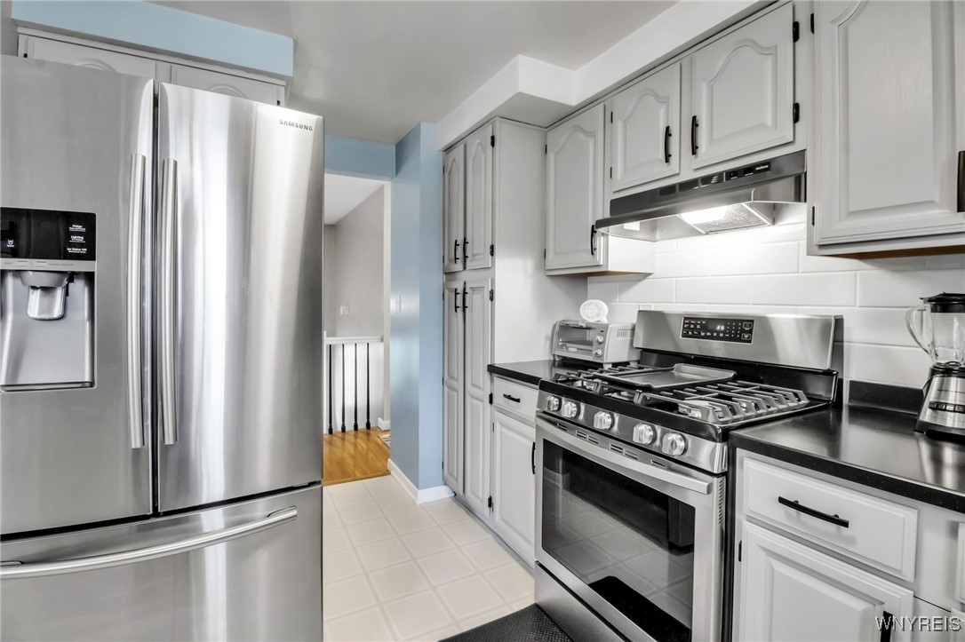 7227 Elmtree Place, Boston, New York image 13