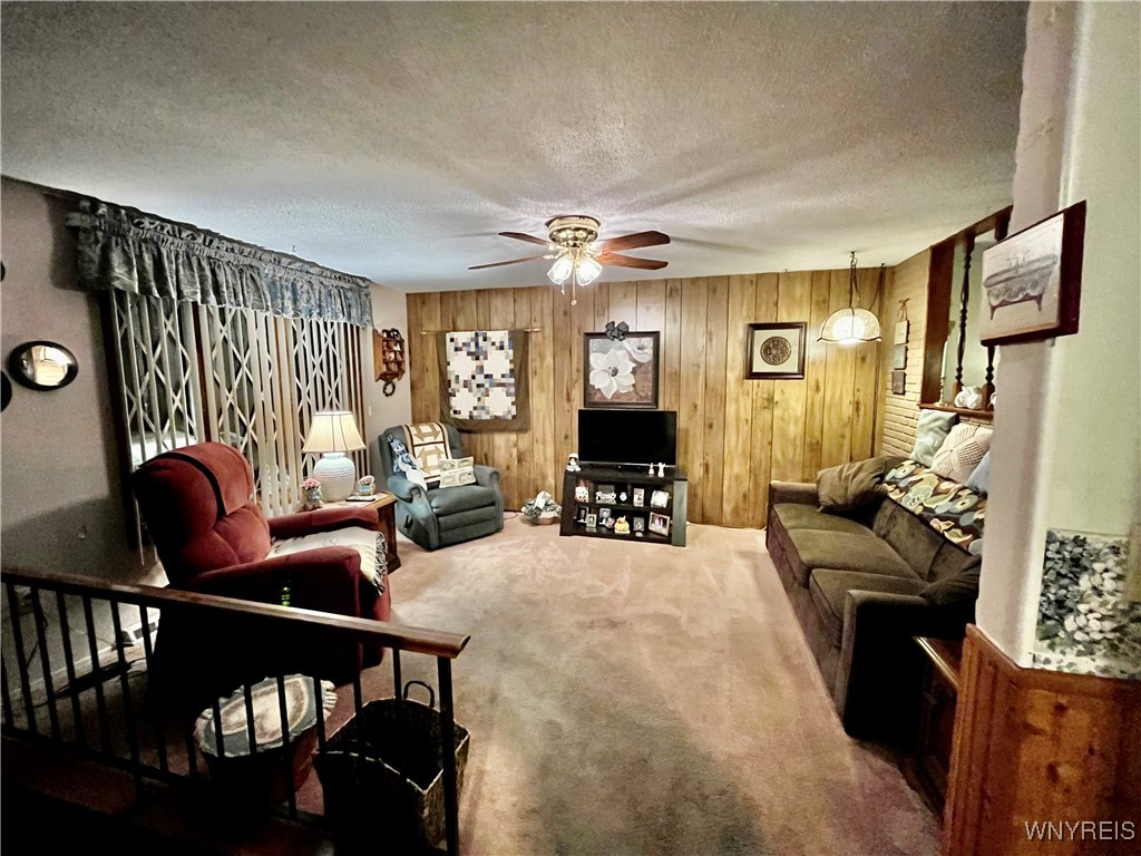 103 W Toulon Drive, Cheektowaga, New York image 12
