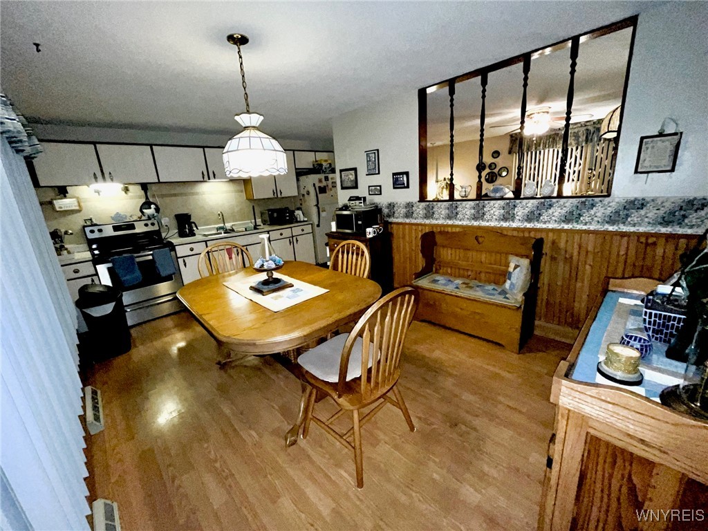 103 W Toulon Drive, Cheektowaga, New York image 9