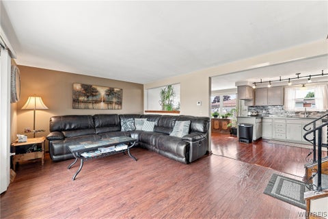 Tiny photo for 29 Rosemead Lane, Cheektowaga, NY 14227 (MLS # B1702426)