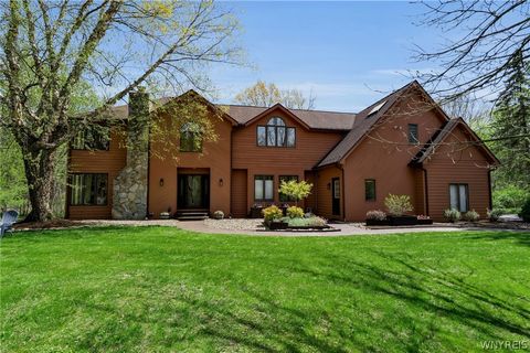 Photo of 4789 Shimerville Road, Clarence, NY 14031 (MLS # B1681387)