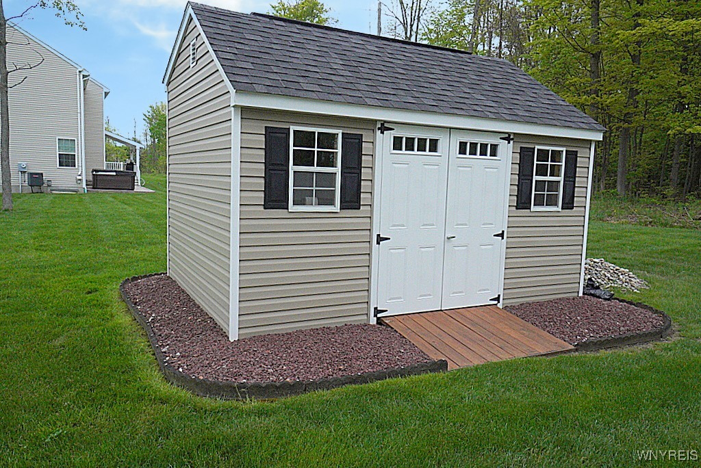 4237 Arthur Court, Hamburg, New York image 31