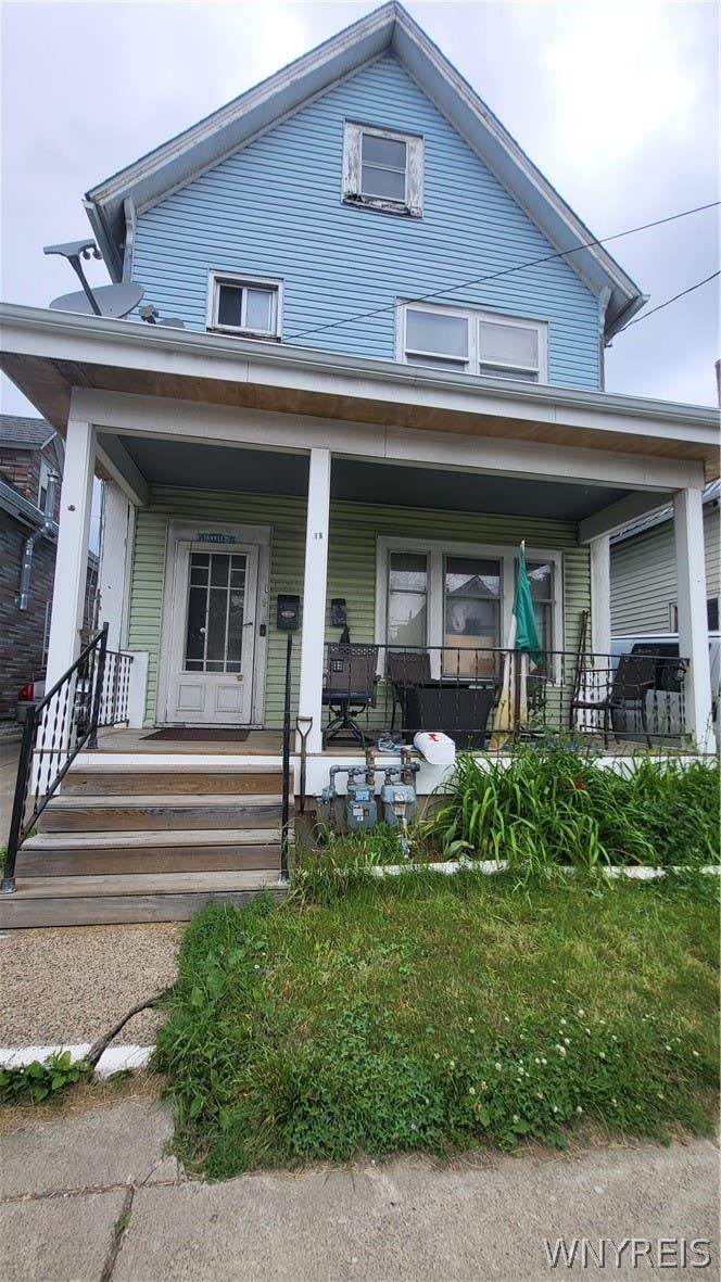 Photo of 18 Clifford Street, Buffalo, NY 14210 (MLS # B1707035)