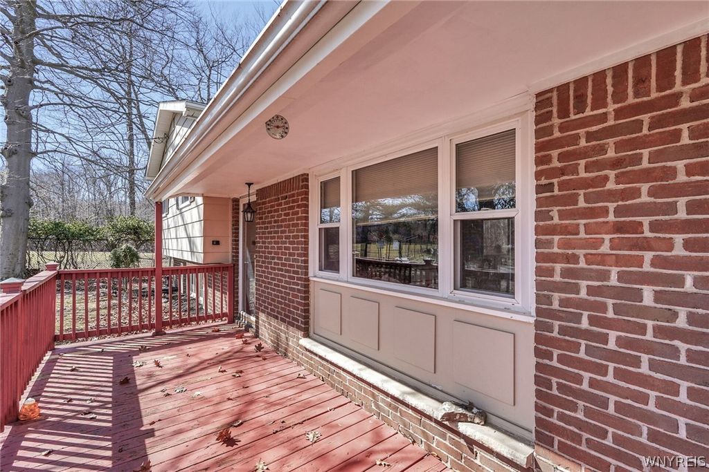 Photo of 5658 Juno Drive, Hamburg, NY 14085 (MLS # B1666020)