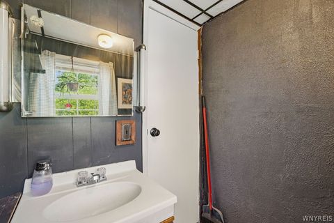 Tiny photo for 394 Plymouth Avenue, Buffalo, NY 14213 (MLS # B1685073)