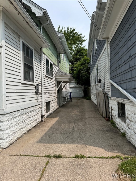 238 Rounds Avenue