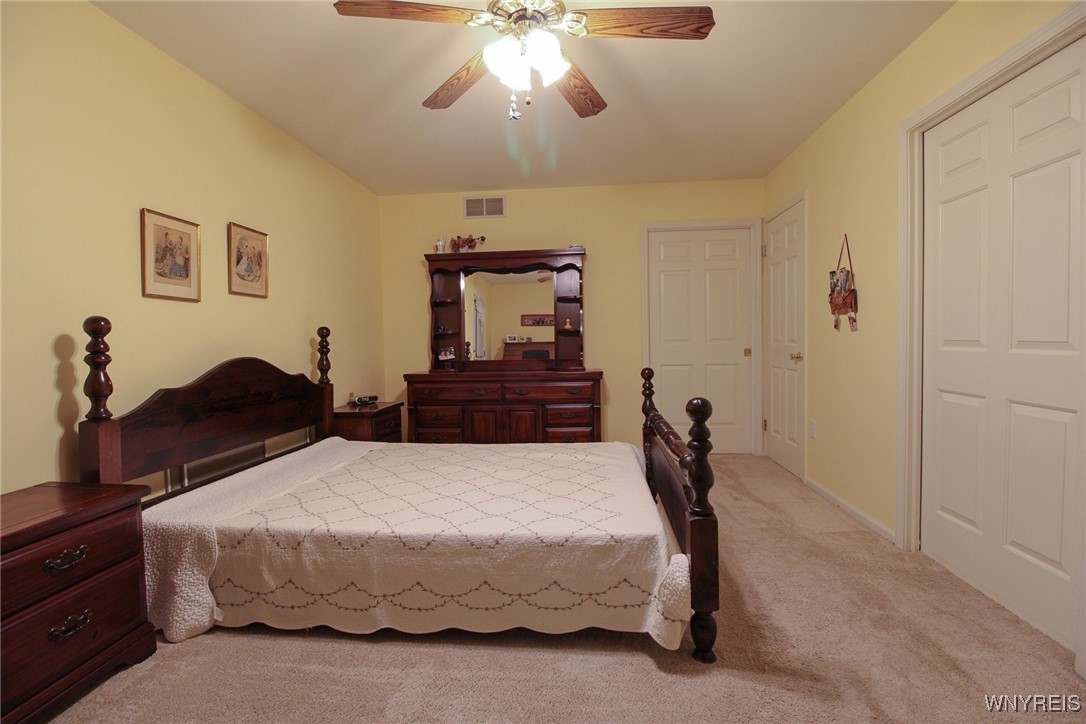 Chili, New York 14514, United States, 2 Bedrooms Bedrooms, ,2 BathroomsBathrooms,Residential,Active,221717