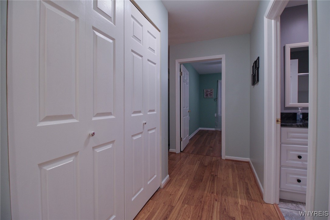 Chili, New York 14514, United States, 2 Bedrooms Bedrooms, ,2 BathroomsBathrooms,Residential,Active,221717