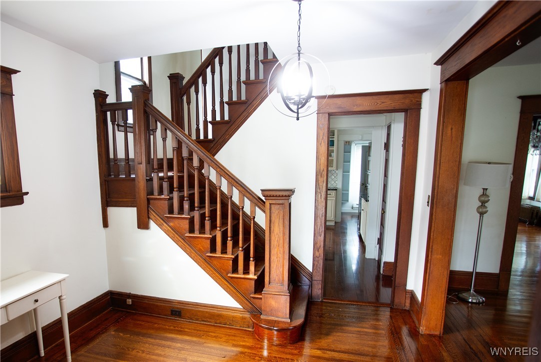 72 University Avenue