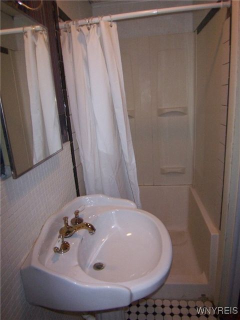 Tiny photo for 8 Lawrence Avenue, Pembroke, NY 14036 (MLS # B1655371)