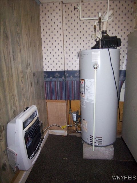 Tiny photo for 8 Lawrence Avenue, Pembroke, NY 14036 (MLS # B1655371)