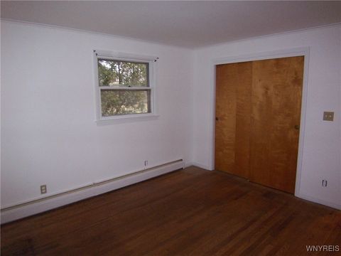 Tiny photo for 8 Lawrence Avenue, Pembroke, NY 14036 (MLS # B1655371)