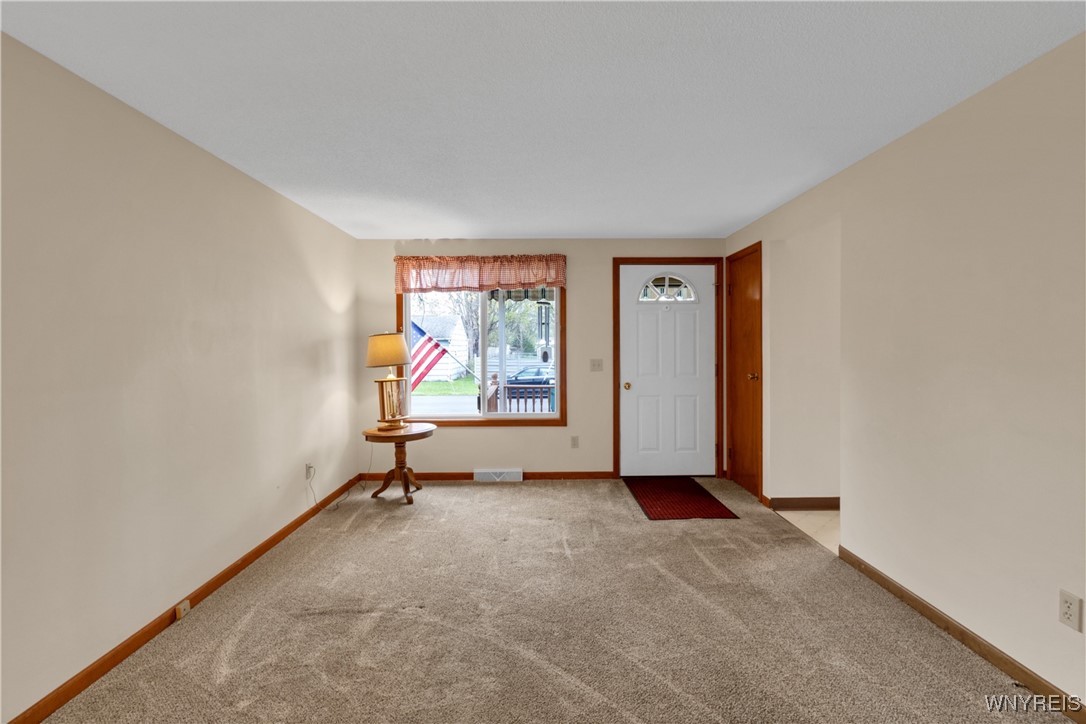 496 Wallace Avenue, North Tonawanda, New York image 4