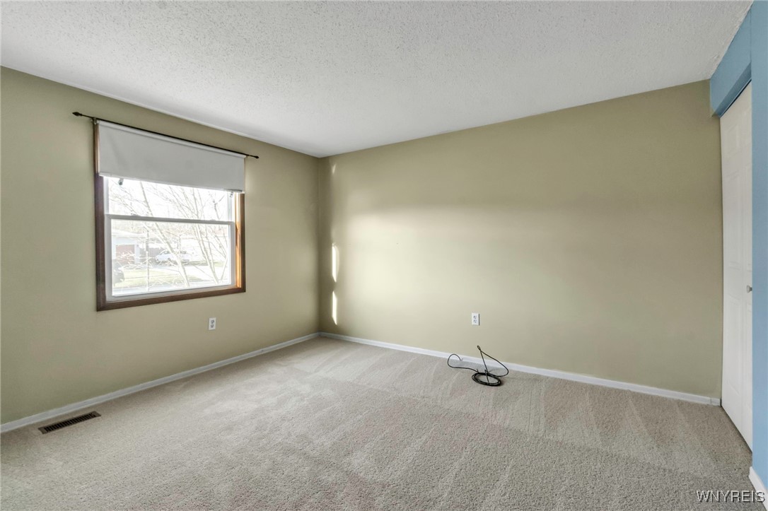 58 Dubonnet Drive, Cheektowaga, New York image 17