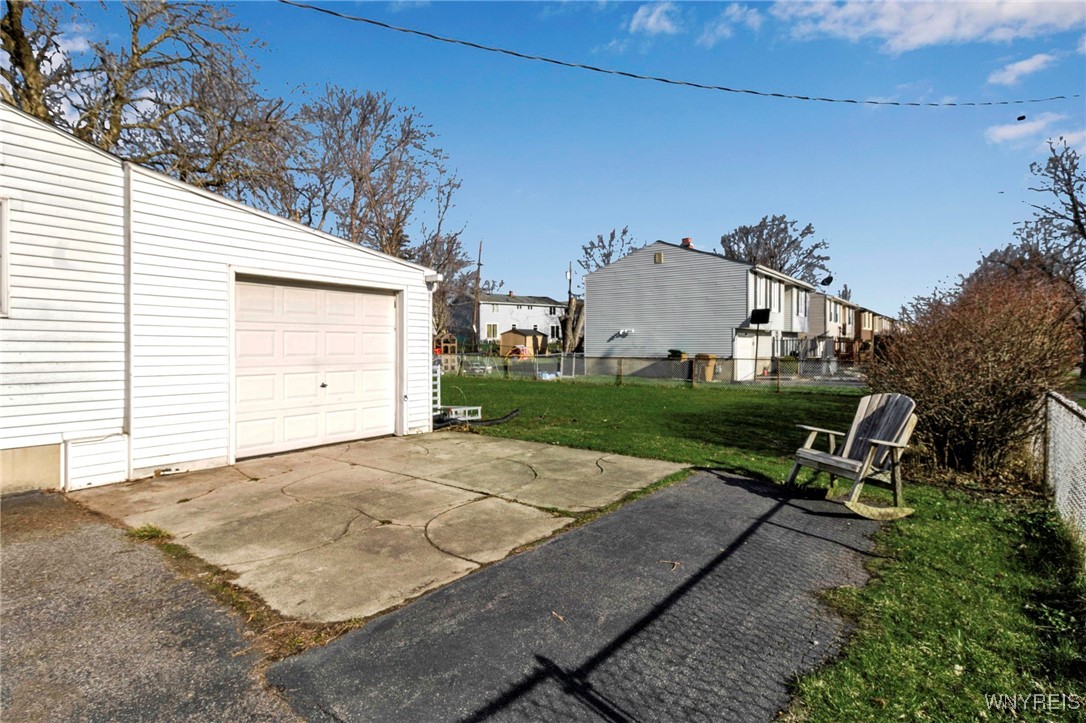 58 Dubonnet Drive, Cheektowaga, New York image 2