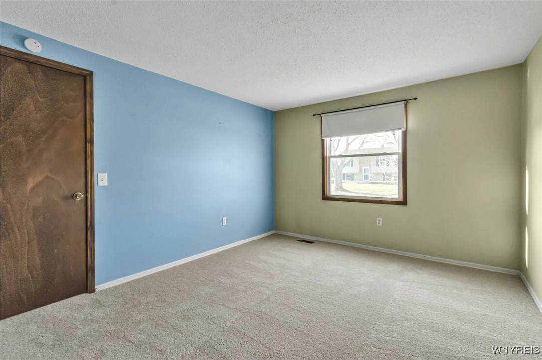 58 Dubonnet Drive, Cheektowaga, New York image 16